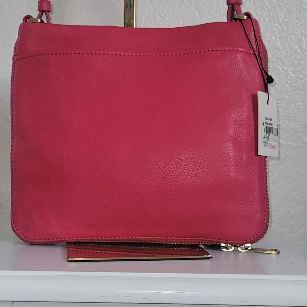 NWT Fossil Pink Pebble Leather/ Cowhide Crossbody/Shoulder Bag Adjustable Strap - Picture 6 of 16
